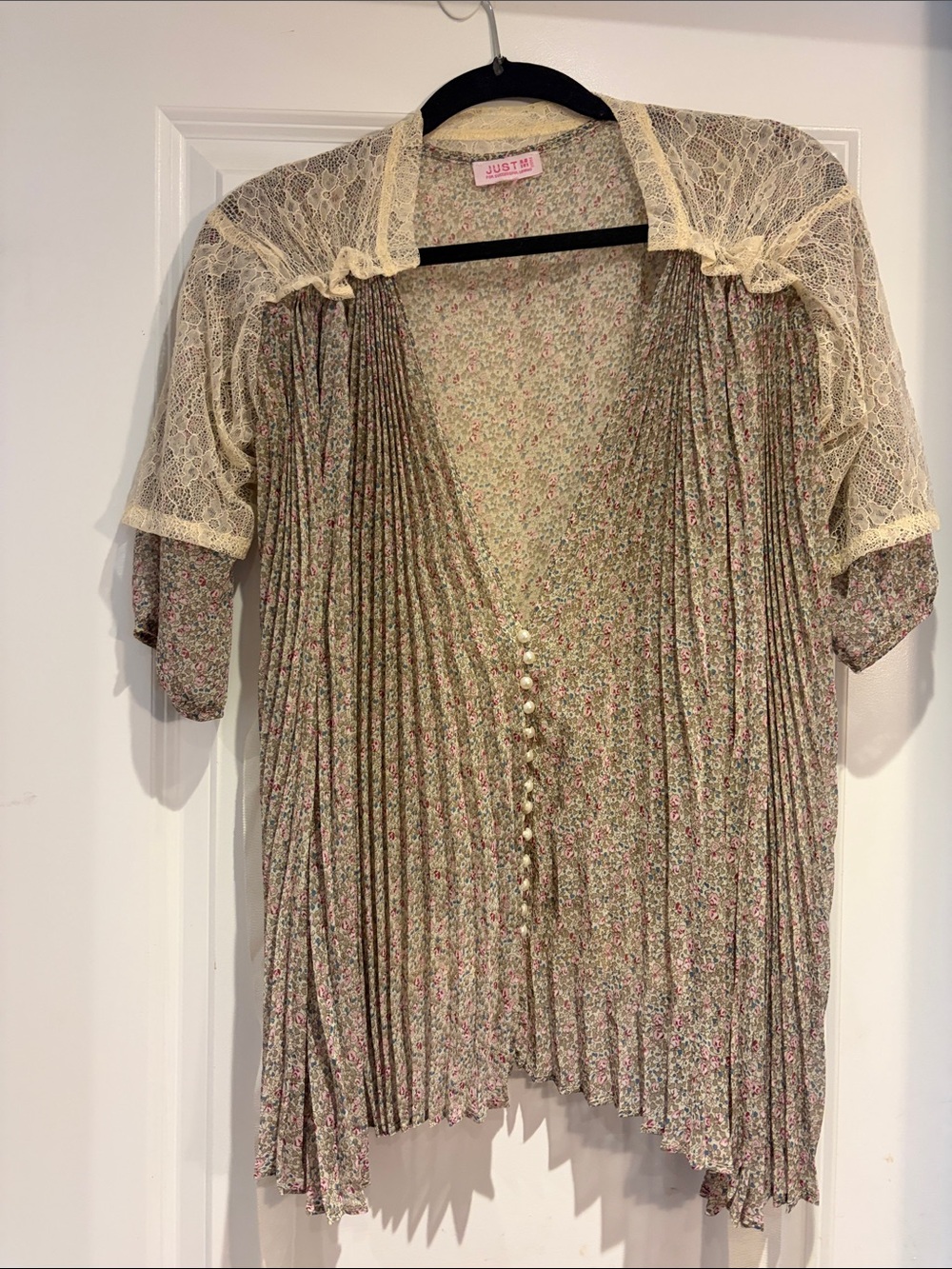 Just M Paris Delphine Silky Accordion Pleat Floral Blouse Lace Detail Pearls S